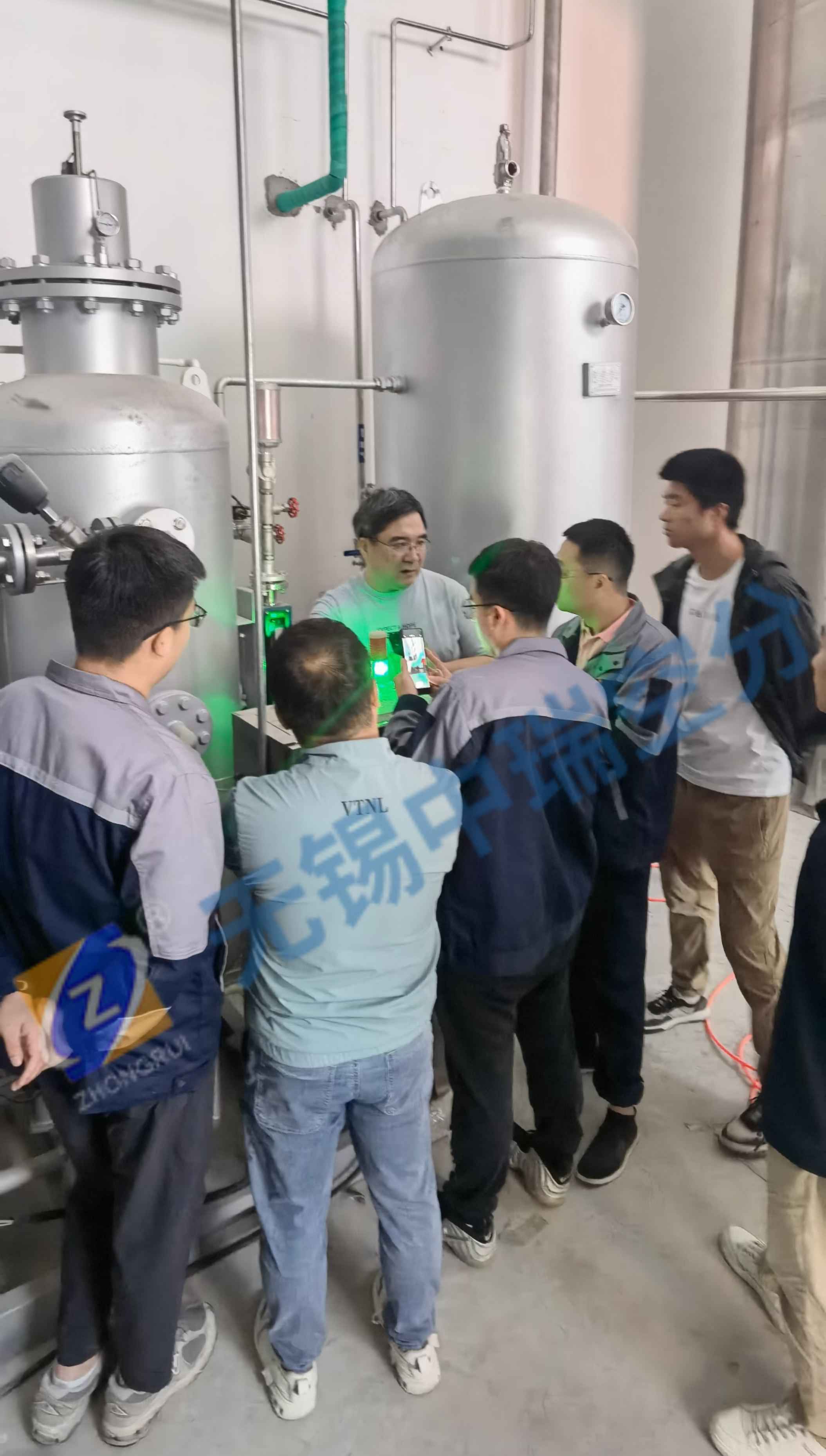 50方99.999%全不銹鋼高純度制藥用制氮機落地長春，安裝、調試、驗收、培訓均圓滿結束